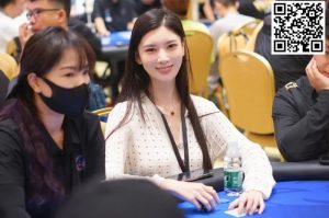 【EV扑克】2023CPG®三亚总决赛 | 主赛B组1722人再次刷新国内单组参赛人数纪录!王璟37.2万记分牌带领549人晋级-EV德州扑克