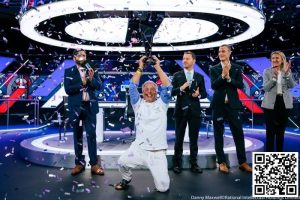 【EV扑克】对手因看错牌输掉好几万给你,你会退钱给他吗?-EV德州扑克