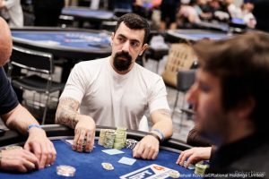 【EV扑克】EPT巴塞罗那 | 丁彪获€50,000超豪赛季军,孙云升、余磊晋级€3,000神秘赏金赛Day2-EV德州扑克