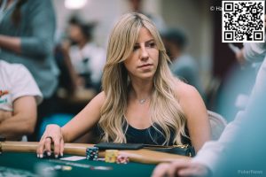 【EV扑克】全球唯一一个手握4条WSOP金手链的女人是何来历?-EV德州扑克