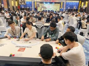【EV扑克】2023CPG三亚大师赛主赛801人次参赛破往届记录!422人明日竞争奖励圈!叶泽场39.8万记分牌成B组CL!-EV德州扑克