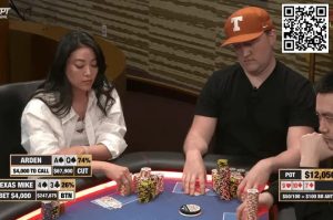 【EV扑克】用89%的手牌入池，还能血赚26万刀？金手链得主碾压娱乐玩家-EV德州扑克