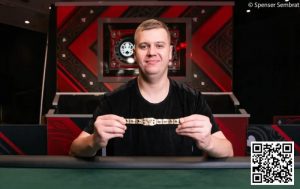 【EV扑克】2024WSOP｜Ren Lin 获赛事#50第3名 张阳深码晋级赛事#52 Day2-EV德州扑克