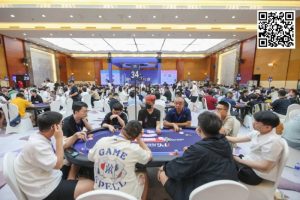 【EV扑克】IPG合肥站 |主赛火爆开打!A组332人参赛77人晋级,陈文文30.55万记分领跑-EV德州扑克
