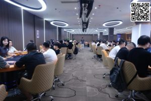 【EV扑克】渔夫相王杯 | 霸气海王开启“捕鱼”之旅,主赛A组共计204人次37人晋级,周怀文49w领跑全场-EV德州扑克