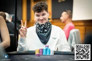 【EV扑克】简讯 | 陈真和Zhao Cheng晋级Merit Poker主赛事Day 3-EV德州扑克