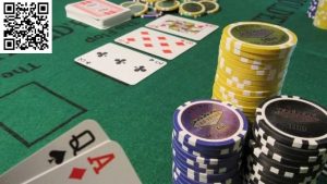 【EV扑克】有人爱有人恨的AQ杂花,如何才能玩好它?-EV德州扑克