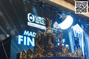 【EV扑克】USOP总决赛｜15个小时鏖战终出冠！祝贺法国选手Gouzil Herve逆转夺取疯狂开幕赛冠军！盛宴再继续！-EV德州扑克