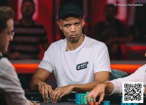 【EV扑克】冷静与策略的化身：Phil Ivey的多面人生-EV德州扑克