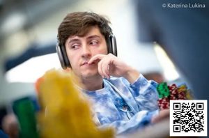 【EV扑克】作弊者不得入内！作弊职牌想报名参加线下赛，刚进去就被赶了出去！-EV德州扑克