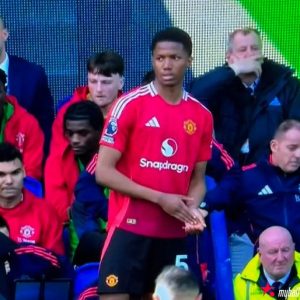 迈博体育 曝曼联教练恼火霍伊伦德!进攻还不如万比萨卡-EV德州扑克