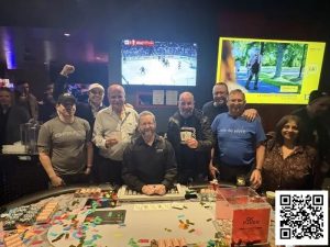 【EV扑克】四条撞同花顺开出史上第二大Bad Beat大奖,46位玩家瓜分180万美元奖金-EV德州扑克