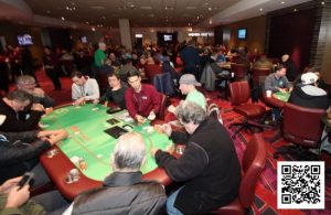 【EV扑克】一手牌讲清如何玩好小同花连张-EV德州扑克