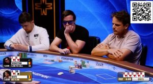 【EV扑克】这冤家牌能弃掉？A花惨撞同花顺，小哥神操作让解说惊呆了！-EV德州扑克