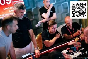 【EV扑克】皇家同花顺“双杀”A葫芦+K葫芦，怎一个“爽”字了得-EV德州扑克