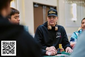 【EV扑克】惨遭唯一补牌绝杀淘汰，竟能含笑离场？这不像Hellmuth啊 | 主赛Day3-EV德州扑克