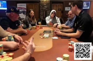 【EV扑克】技巧策略:在不利位置常犯的5个错误，必读！-EV德州扑克