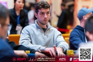 【EV扑克】济州扑克嘉年华｜赛程燃至收官！红龙杯主赛36人争斗剩余九强争霸！明日FT中外冠军争夺战悬念拉满！唯一美女选手杨洋成焦点！-EV德州扑克