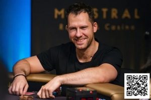 【EV扑克】大师级的Hero Call！野人拿Q-High让超池诈唬的Airball输麻了！-EV德州扑克