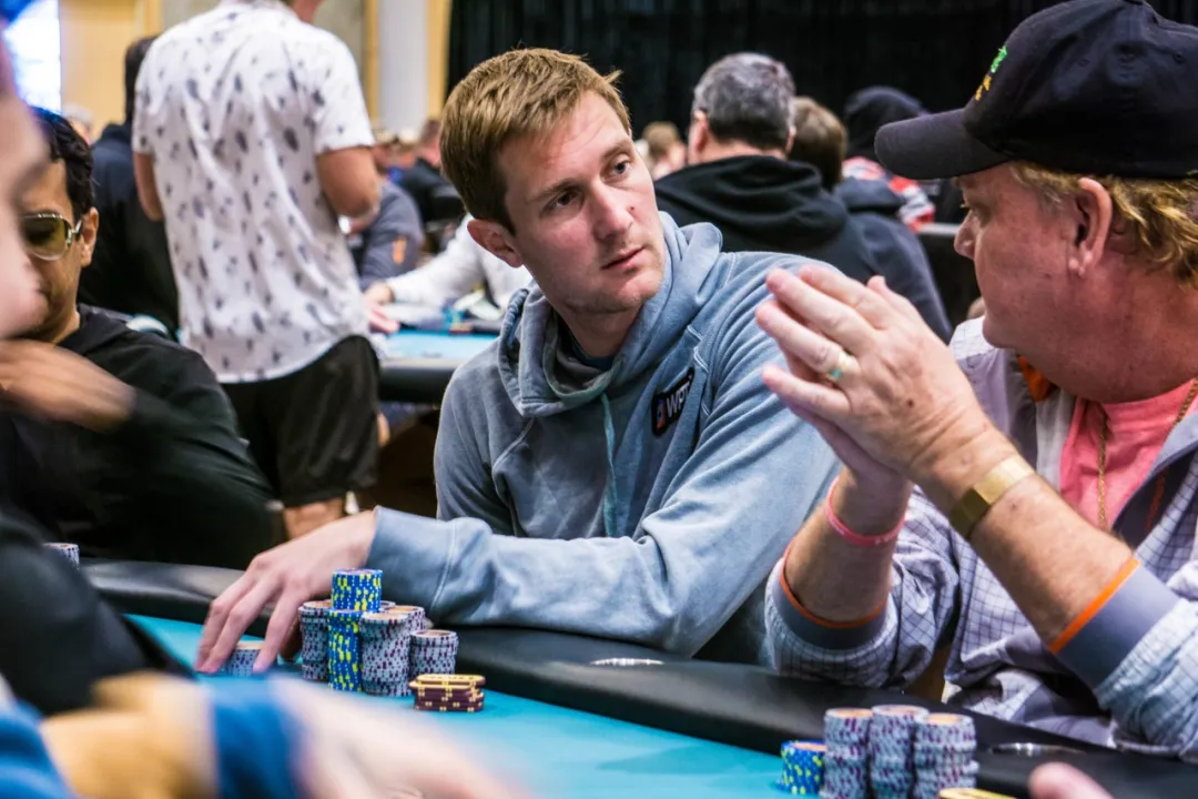 【EV扑克】当扑克被流量绑架:Brad Owen直言“我感觉自己像个骗子”