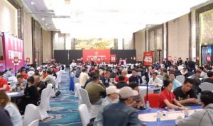【EV扑克】GAKC皇冠杯廊坊站第二日战报｜主赛A组184人激战，女神赛154位巾帼惊艳登场-EV德州扑克