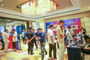 【EV扑克】2026 DPC福州巡游赛首日:团队赛35队激战,“TopLuck战队”夺冠;开幕赛141人参赛21人晋级-EV德州扑克