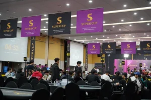 【EV扑克】Super CUP釜山站｜主赛共599人次参赛75人晋级；中日韩马四地扑克精英与跨界名人齐聚慈善邀请赛-EV德州扑克