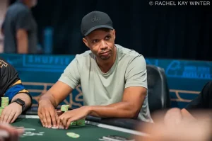 【EV扑克】17天零奖金?Phil Ivey的WSOP慢热剧本,我们早就见过-EV德州扑克