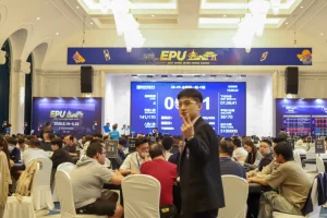 【EV扑克】EPU宜兴站第四日 | 主赛首轮圆满收官!683人参赛168人突围,陈基恩、张恒之分揽C/D组CL-EV德州扑克