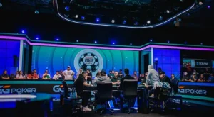 【EV扑克】2026WSOP主赛事争议:72强阶段公然“拖局保奖金”,扑克竞技的底线在哪?-EV德州扑克