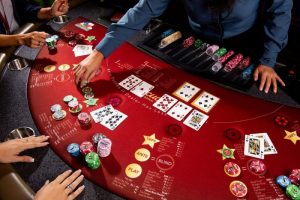 【EV扑克】小盲位的慢性毒药:为什么你的ATo总在这里输钱?-EV德州扑克