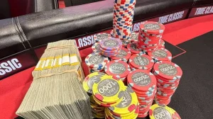 【EV扑克】那个426万美元底池被一半网友质疑不是真钱?究竟是节目噱头,还是贫穷限制想象-EV德州扑克