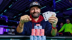 【EV扑克】丹牛赢得2026 WSOP第8条金手链:51岁,他还在赢-EV德州扑克