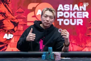 【EV扑克】2026 APT济州站 | 中国Jianfeng Sun领跑主赛最终八强,冲击金狮奖杯及5.56亿韩元(约41.5万美元)头奖!-EV德州扑克
